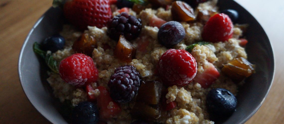 Porridge de quinoa y fresas